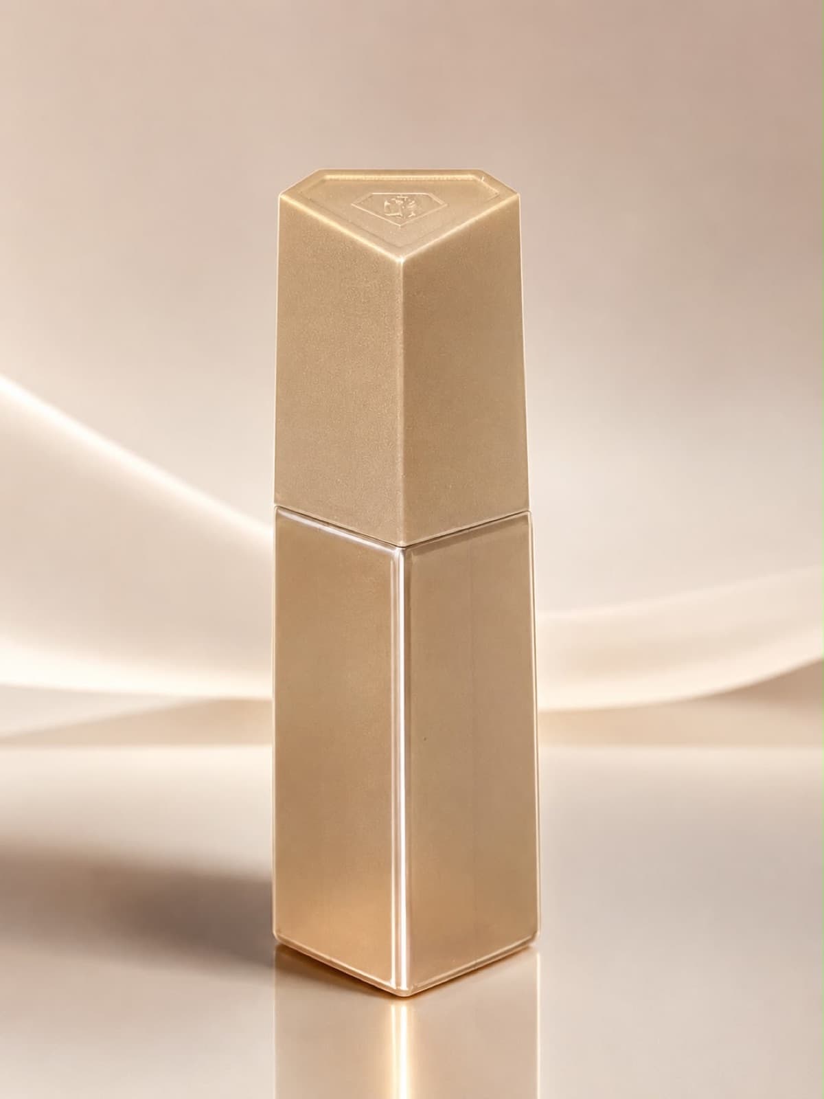 BLS Packaging premium gold perfume bottle